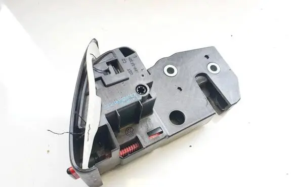 Volkswagen PASSAT B6 Seat back rest lock catch 3c9885681