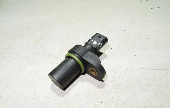BMW 5 E60 E61 Camshaft position sensor 7803093
