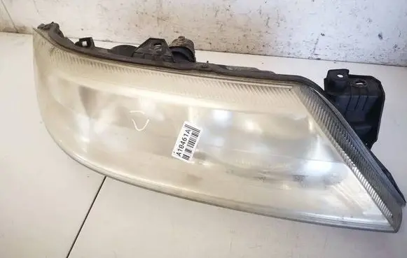 Renault Laguna II Headlight/headlamp 8200002847