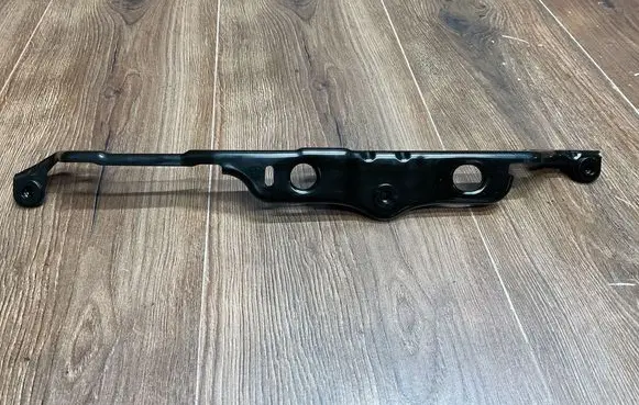 Porsche 992 Fender mounting bracket 992809573 04S05