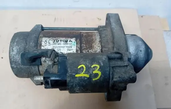 Toyota Corolla Verso AR10 Starter motor 28100-0R010