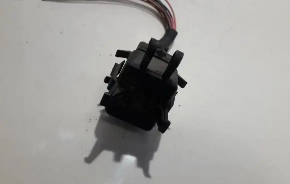 Sensor