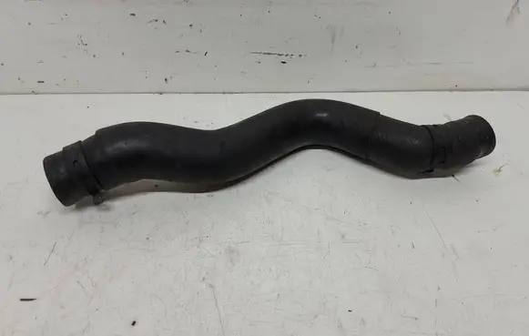 Mazda CX-9 Engine coolant pipe/hose