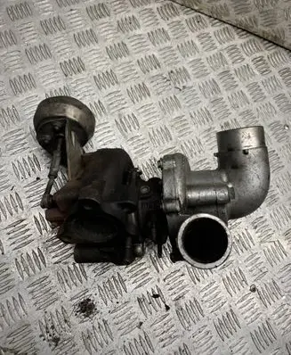 Toyota Avensis T250 Turbo 172010R021 0703190057