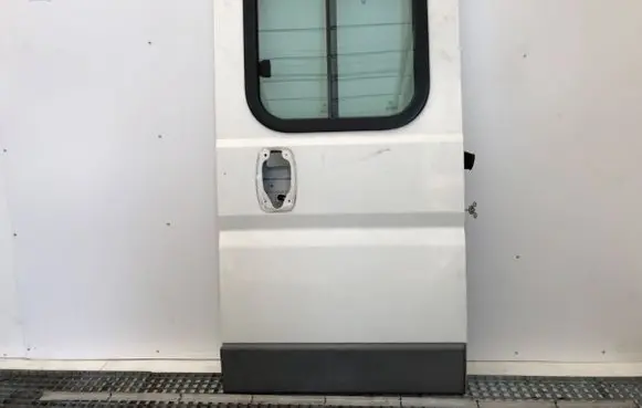 Peugeot Boxer Rear door 