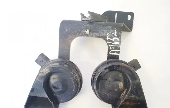 Audi A6 S6 C6 4F Horn signal 011165 e9703881165