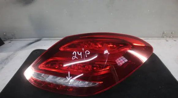Mercedes-Benz C W205 Rear/tail lights A2059060457 619502 619500E13612