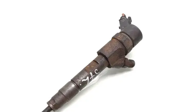 Opel Vivaro Fuel injector 7700111014 0445110021