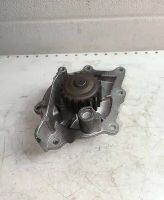 Peugeot Expert Water pump 9684319880