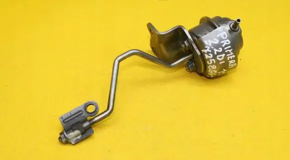 Nissan Primera Turbo solenoid valve