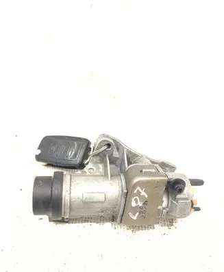 Volkswagen Polo IV 9N3 Ignition lock 4B0905851C