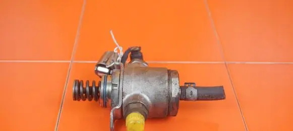 Audi TT TTS Mk2 Fuel injection high pressure pump CES