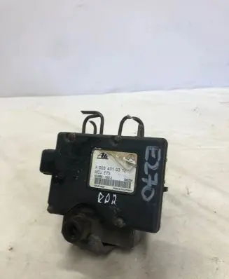 Mercedes-Benz C W202 ABS Pump A0034310312 3X2254 10099013272
