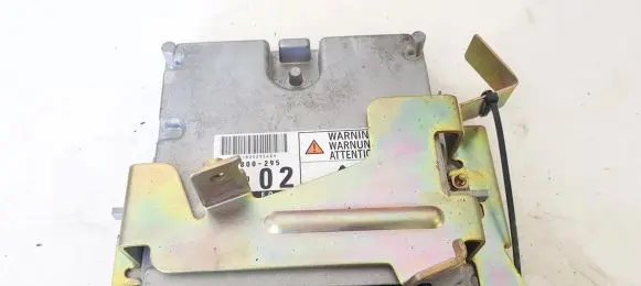 Nissan X-Trail T30 Engine control unit/module 5800295 23710eq402