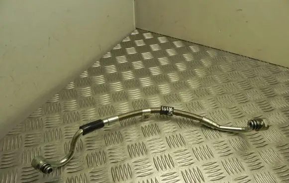 Maserati Levante EGR valve line/pipe/hose 670034965 VD18393