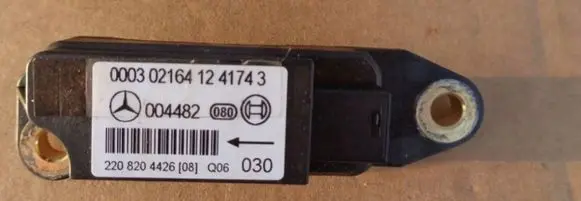 Mercedes-Benz SL R230 Airbag deployment crash/impact sensor A2208204426