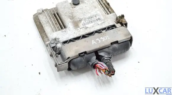 Volkswagen PASSAT B7 Engine control unit/module 03L907309AE 0281017946