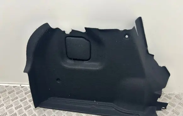 Trunk/boot side trim panel