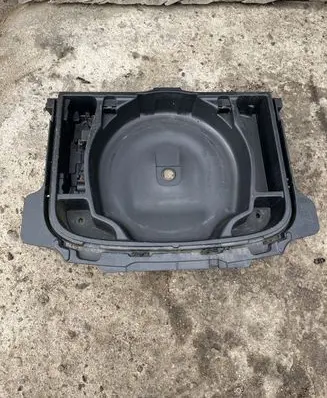 Volvo C30 Glove box in trunk 