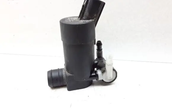 Windscreen/windshield washer pump