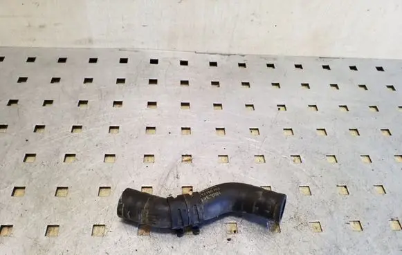 Audi A6 S6 C6 4F Coolant pipe/hose 
