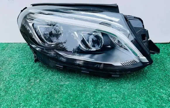Mercedes-Benz GLE (W166 - C292) Headlight/headlamp A1669064003