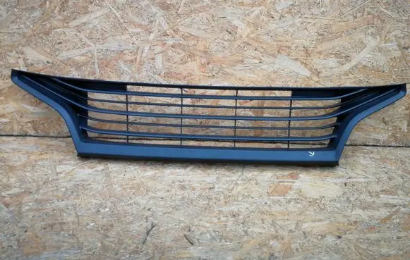 Toyota Yaris XP210 Front bumper lower grill 53112-K0010