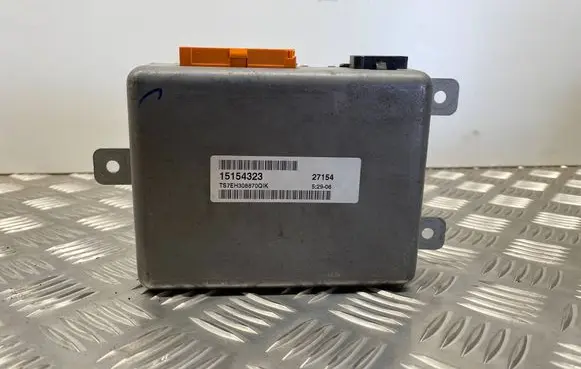 Chevrolet Blazer Transfer box differential control unit 15154323