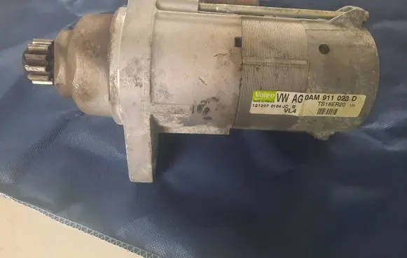 Volkswagen Golf VI Starter motor 0AM911023D