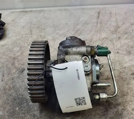 Opel Astra J Fuel injection high pressure pump 8981030281 HU2940000503