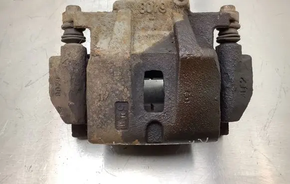 Lexus RX 330 - 350 - 400H Front brake caliper 