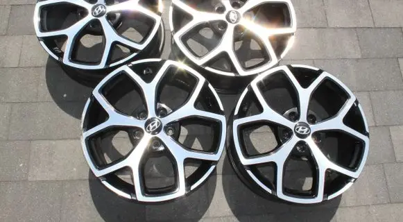 Hyundai i30 R18 alloy rim 52910S0000
