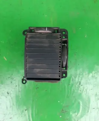 Hyundai Getz Dashboard side air vent grill/cover trim