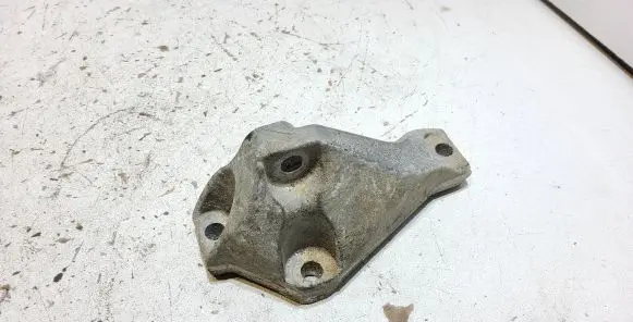 BMW 5 E60 E61 Fuel pump bracket 7804376 24168110 13517804376