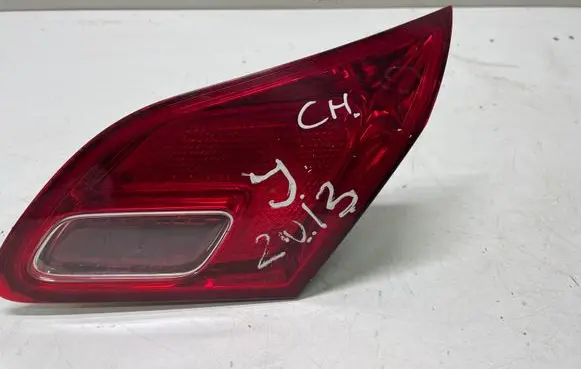 Opel Astra J Tailgate rear/tail lights 13358078