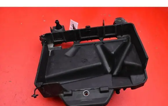 Skoda Rapid (NH) Battery box tray 6C0915331D