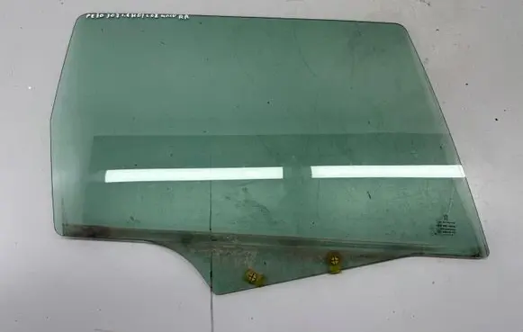 Peugeot 307 Rear door window glass 43R00048