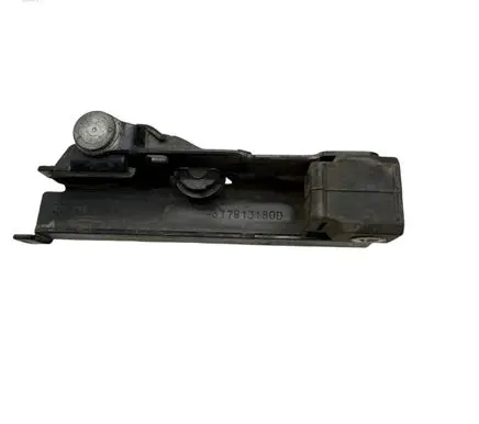 Citroen Berlingo Sliding door check strap stopper 9817813180D