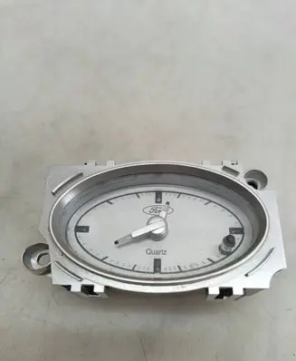 Ford Mondeo Mk III Clock 1S7115000AF 2363015 B41TA