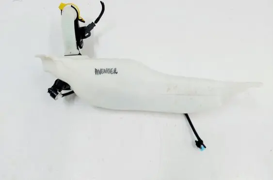 Jeep Avenger Windshield washer fluid reservoir/tank 52170132