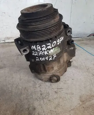 Mercedes-Benz E W210 Air conditioning (A/C) compressor (pump)
