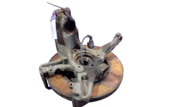 Skoda Octavia Mk2 (1Z) Front wheel hub spindle knuckle