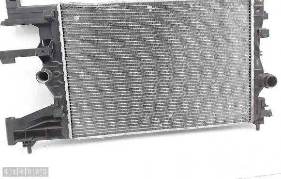 Opel Astra H Coolant radiator 13267655