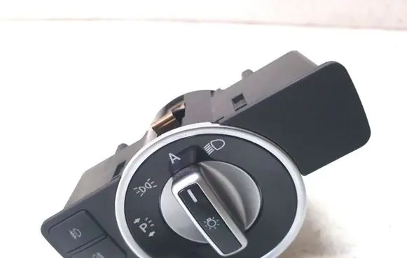 Mercedes-Benz C W204 Light switch 