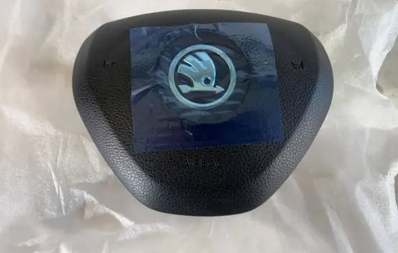Skoda Octavia Mk3 (5E) Steering wheel airbag 5E0880201 20133030866