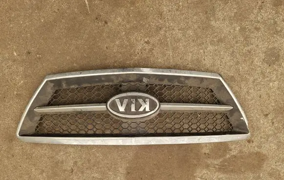 KIA Sorento Front grill