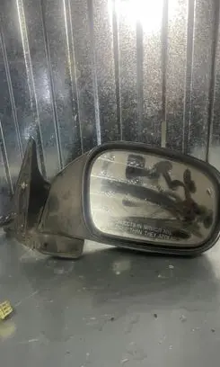 Subaru Forester SF Front door electric wing mirror 847RH