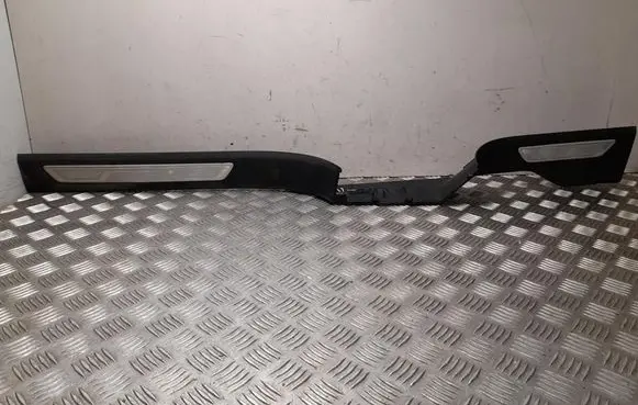 Volkswagen Touareg III Front sill trim cover 760853846