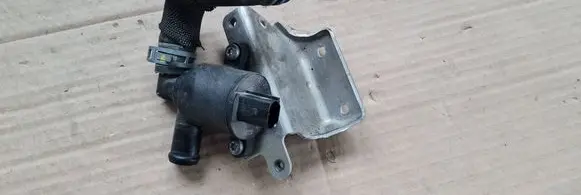 Audi RS Q8 Coolant heater control valve 4H0121670A