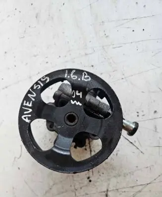 Toyota Avensis T250 Power steering pump